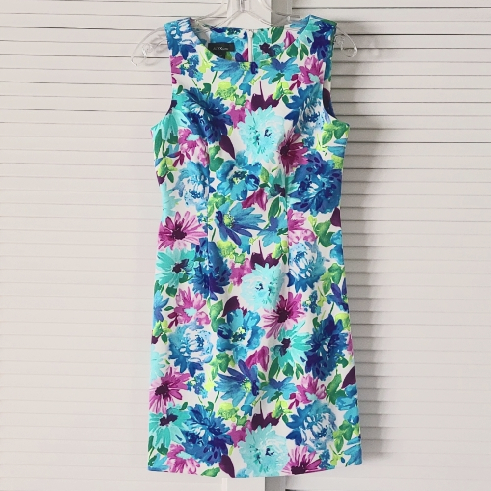 ALYX Petite Floral Sheath Dress  Size 4P. Blue/Aqua/Purple/White.  *Like New*
